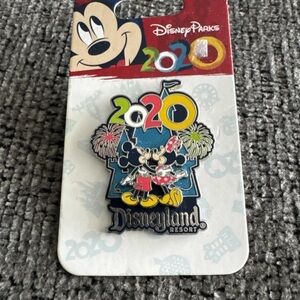 Disney Parks 2020 Pin with Mickey and Minnie - Multicolor